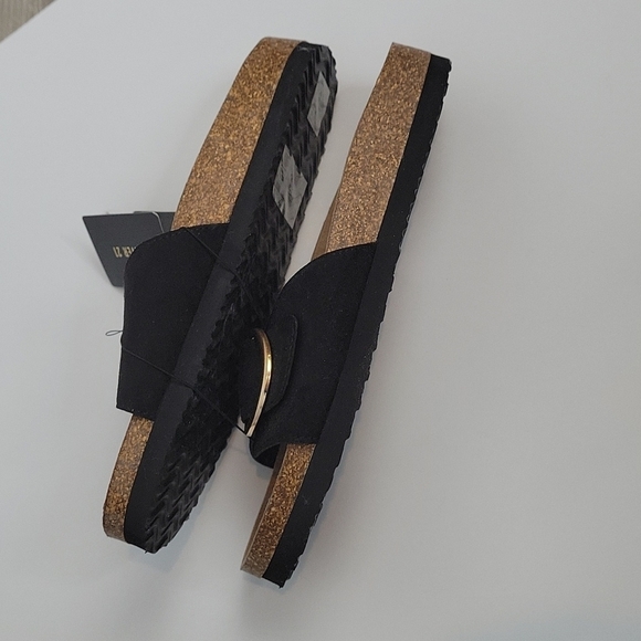 Forever 21 Black Slides Gold Buckle New Size 8 - Picture 6 of 9